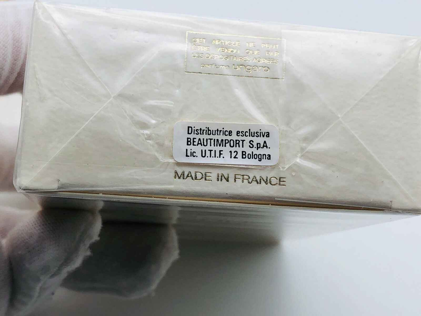 Confezione del Profumo Diva Ungaro Vintage con etichetta di distribuzione esclusiva, fatto in Francia