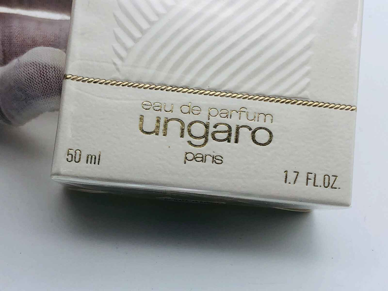 Confezione di profumo Diva Ungaro Vintage 50 ml con stile elegante e raffinato