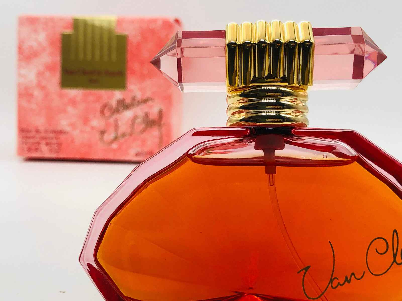 Flacone di profumo Vintage Van Cleef Collection con tappo decorativo e astuccio elegante