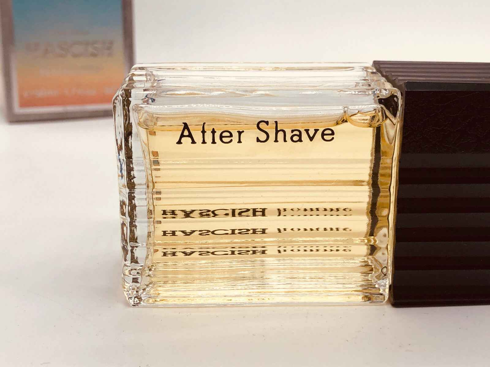 Veejaga Hascish Pour Homme profumo in flacone elegante per uomini, ideale per la cura personale