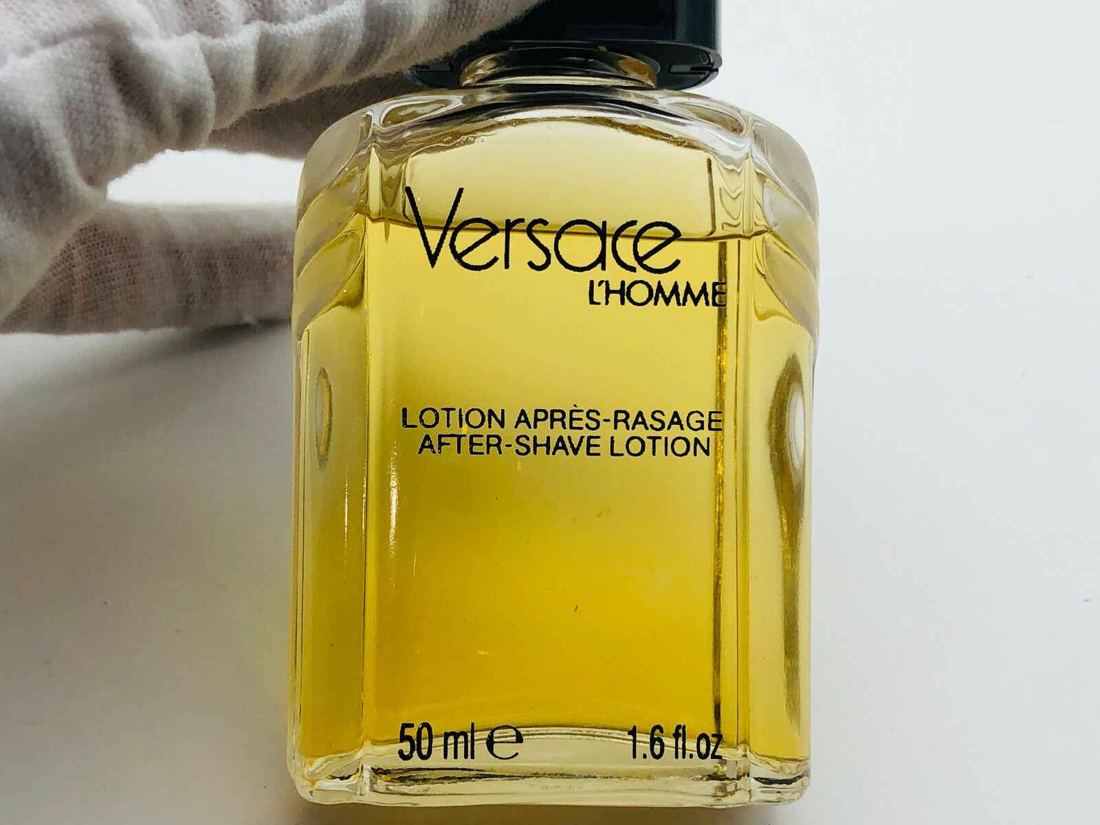 Lotion après-rasage Versace L'Homme Vintage in bottiglia da 50 ml per una pelle fresca e idratata