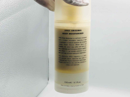 Xpec Original Lozione Corpo in flacone da 150ml con formula idratante e profumo distintivo