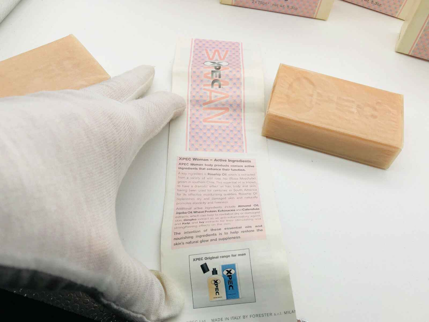 Sapone profumato XPEC con ingredienti naturali e confezione elegante