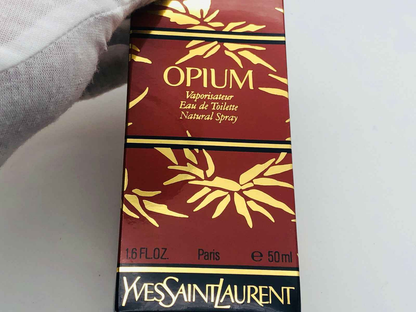 Fragranza Ysl Opium Vintage in confezione da 50 ml con design elegante e raffinato